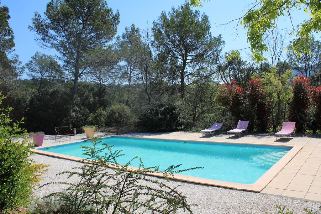 Bed and Breakfast Bastide Saint Bernard Le Thoronet Exterior foto